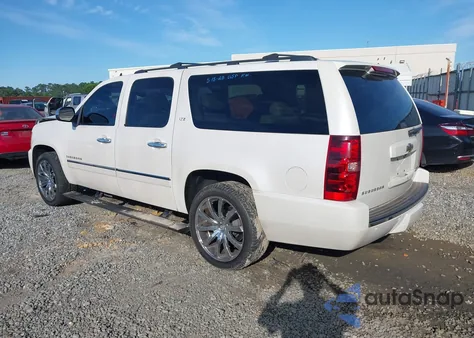 2010 Chevrolet Suburban 1500 Ltz z USA, uszkodzony, nr VIN 1GNUCKE00AR176516